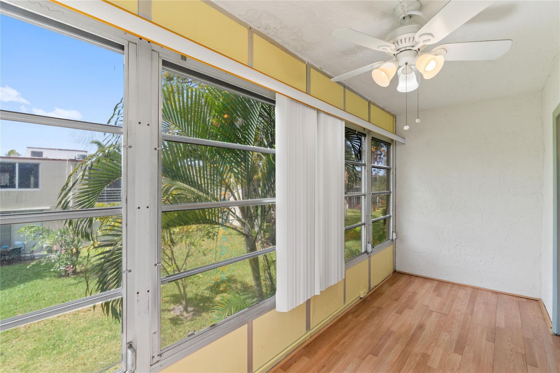 1 Abbey Lane, Unit 201, Delray Beach, FL 33446 Photo