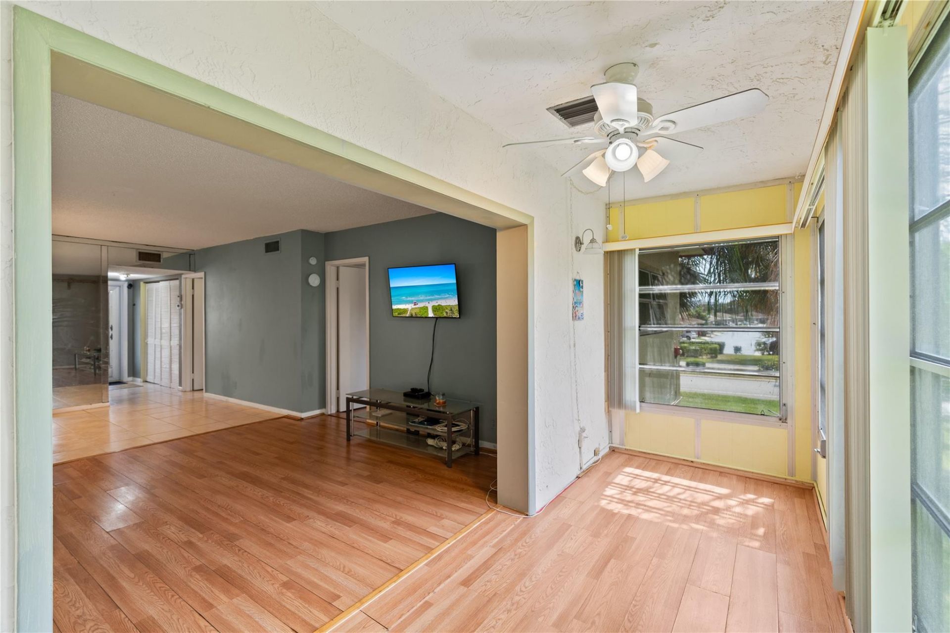 1 Abbey Lane, Unit 201, Delray Beach, FL 33446 Photo