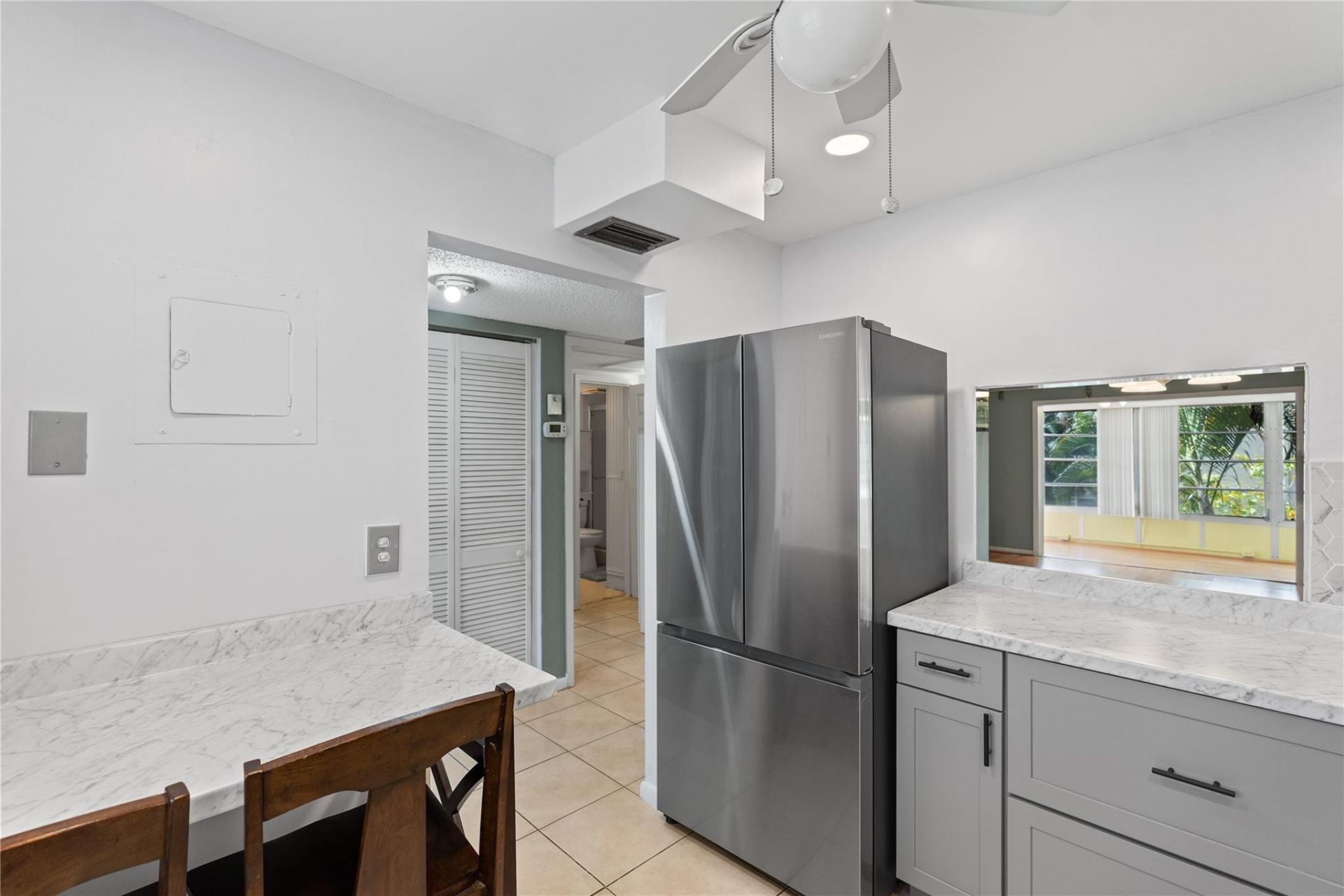 1 Abbey Lane, Unit 201, Delray Beach, FL 33446 Photo