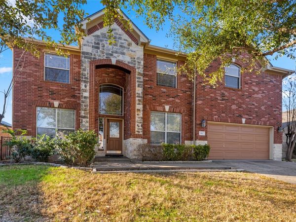 811 Wood Mesa DR, Round Rock, TX 78665