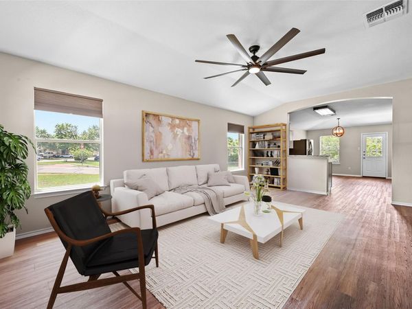 250 Western DR, Kyle, TX 78640