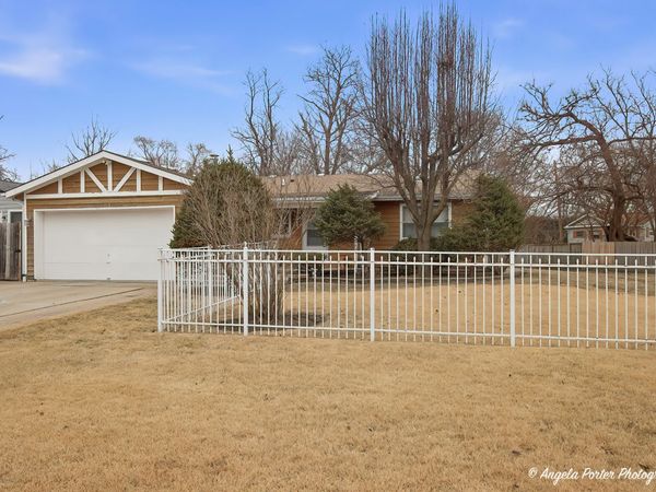 1201 Meadowbrook Drive , Round Lake Beach, IL 60073