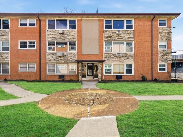 4101 N Keeler Avenue, Unit 2B, Chicago, IL 60641
