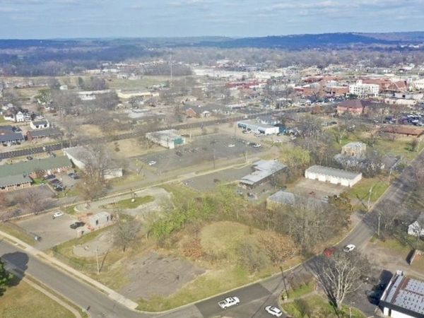 W 2nd Street, Russellville, AR 72801