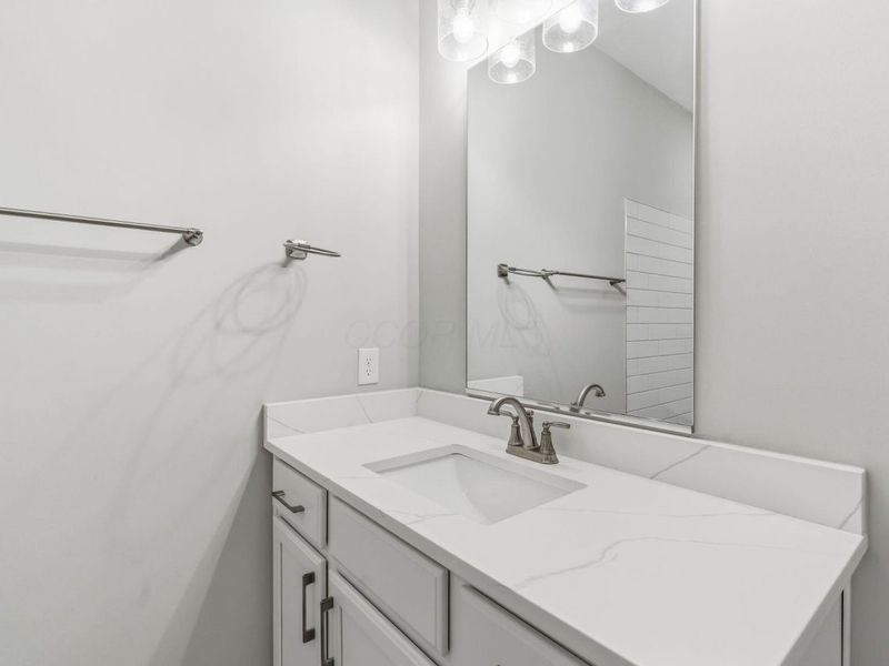 3688 Furlong Drive, Grove City, OH 43123 Photo 17