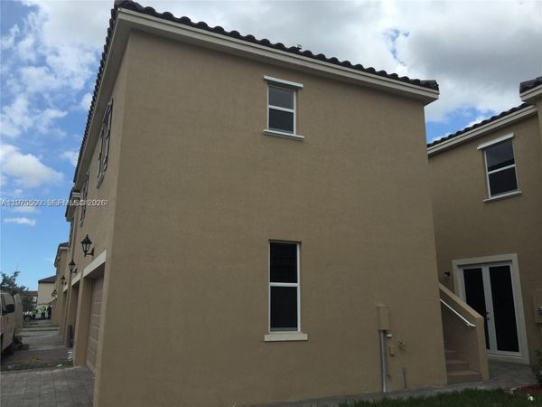 17103 SW 96th St, Unit Studio, Miami, FL 33196