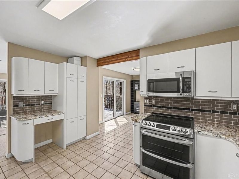 2488 Stewart Road, Xenia, OH 45385 Photo 12