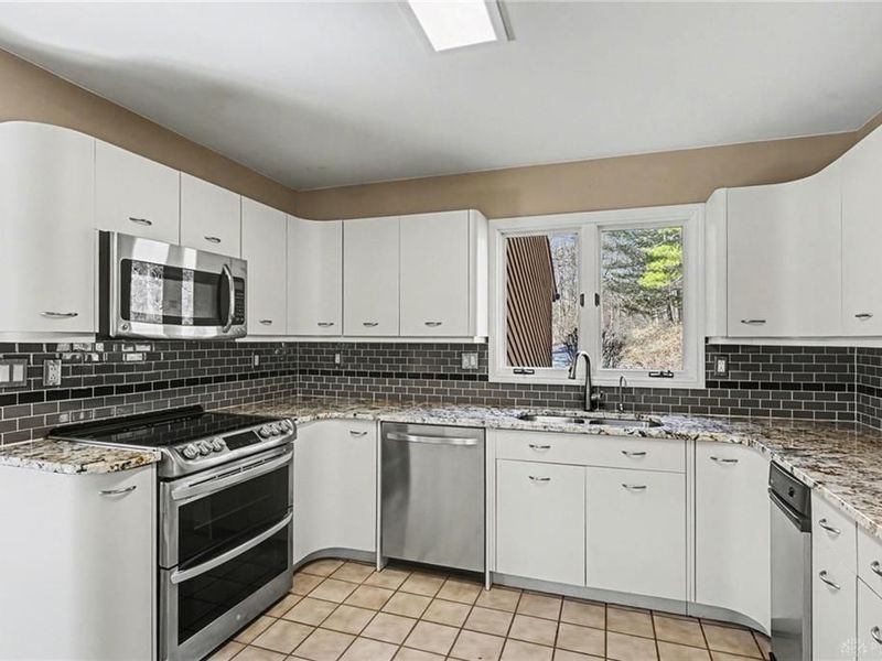 2488 Stewart Road, Xenia, OH 45385 Photo 13