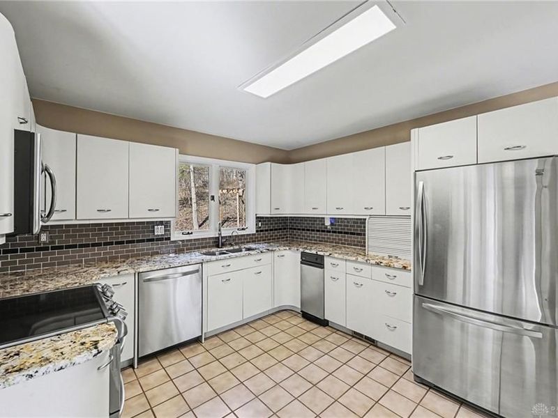 2488 Stewart Road, Xenia, OH 45385 Photo 15