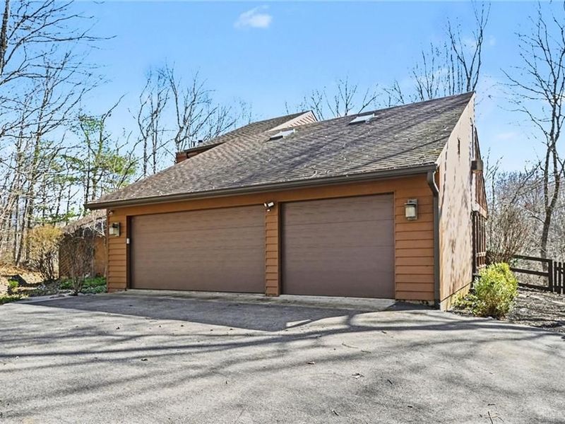 2488 Stewart Road, Xenia, OH 45385 Photo 2