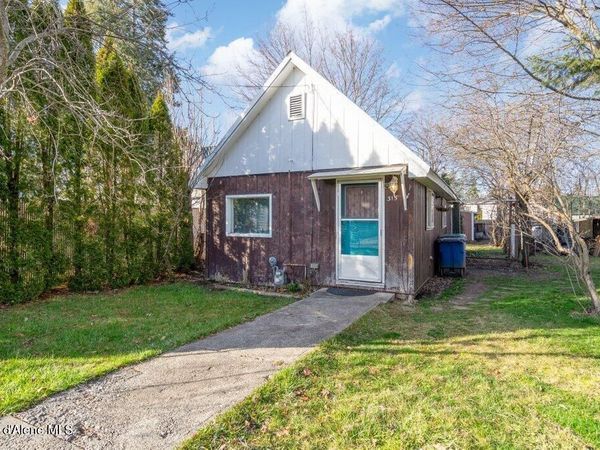 315 E 3rd AVE , Post Falls, ID 83854