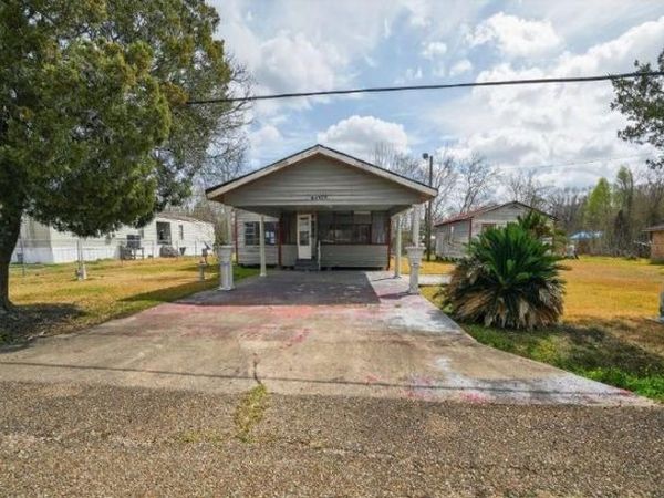 44575 BRAUD Street, Sorrento, LA 70778