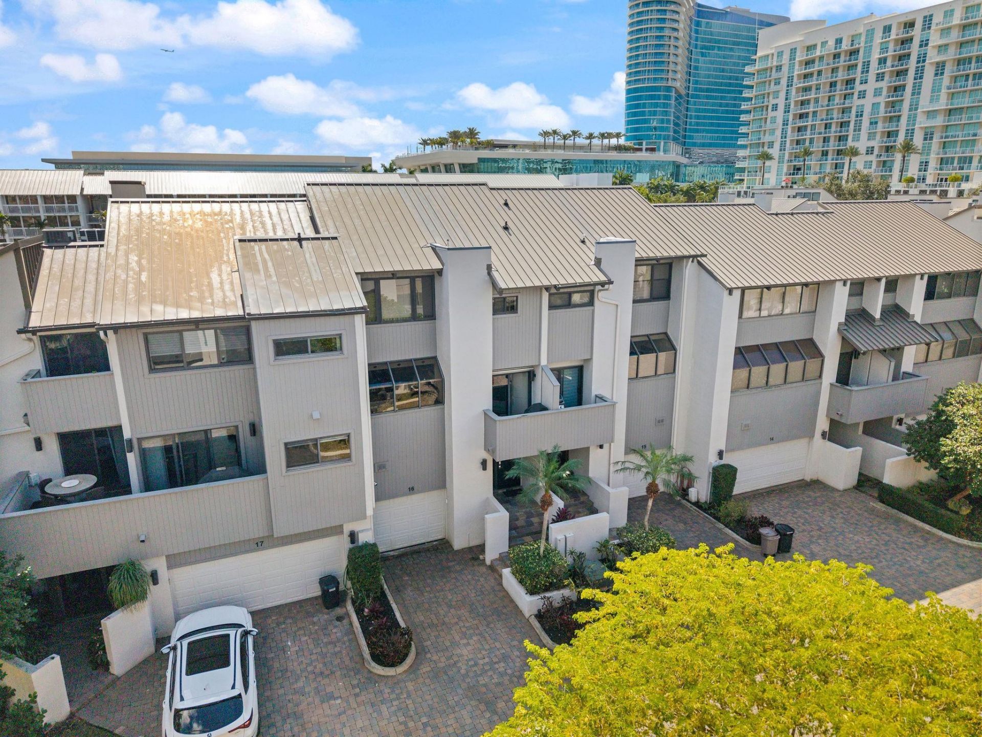 16 Portside Drive, Unit 16C, Fort Lauderdale, FL 33316 Photo