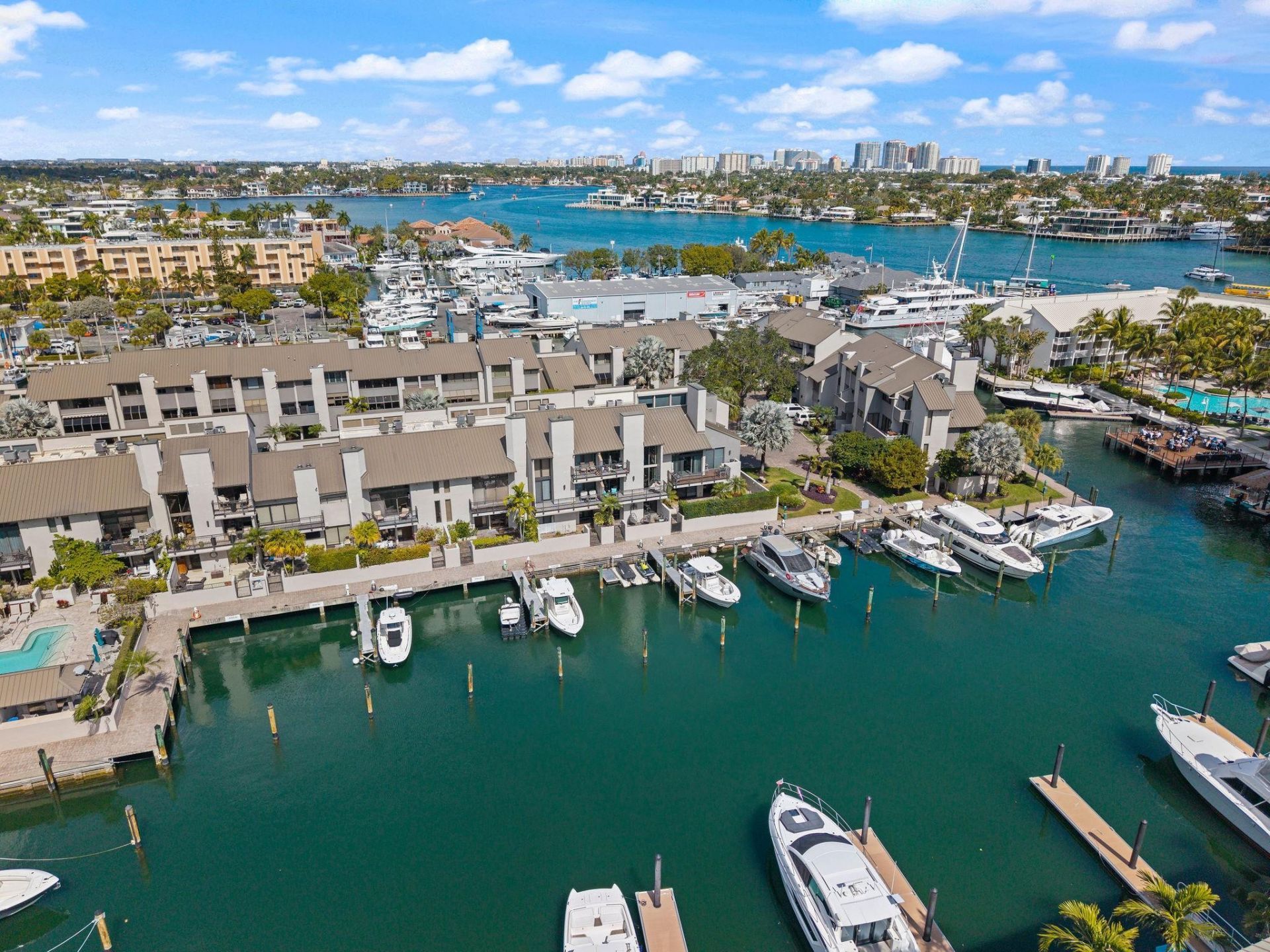 16 Portside Drive, Unit 16C, Fort Lauderdale, FL 33316 Photo