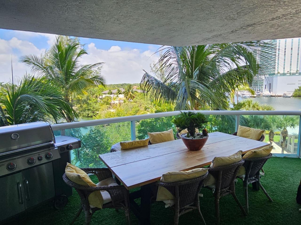 16500 Collins Avenue, Unit 356, Sunny Isles Beach, FL 33160 Photo