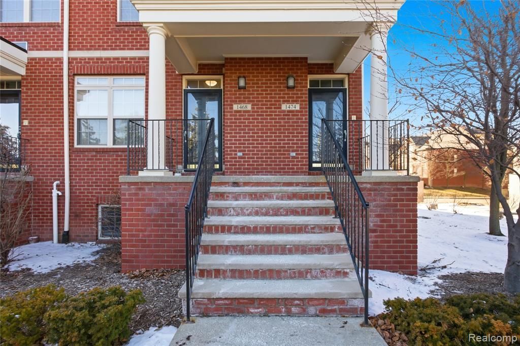 1468 Devon Lane, Troy, MI 48084 Main Photo