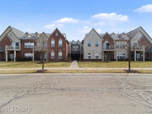 543 Addington Lane, Ann Arbor, MI 48108
