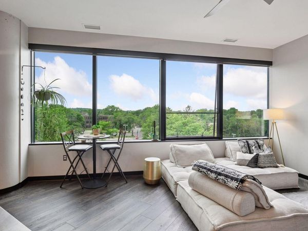 5601 Smetana Drive, Unit 418, Minnetonka, MN 55343