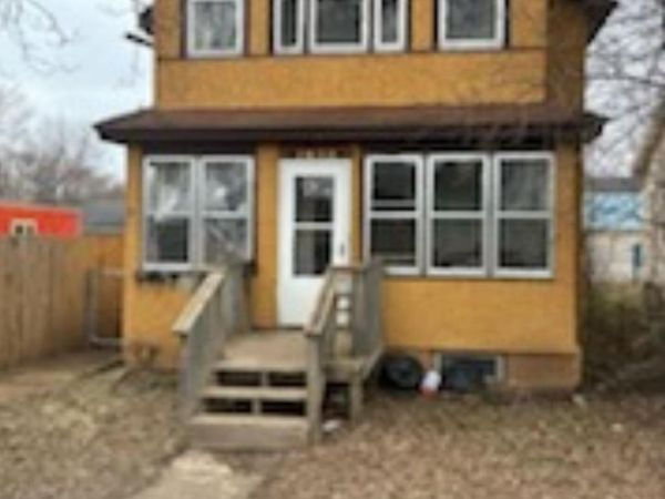 2830 5th Avenue E, Hibbing, MN 55746