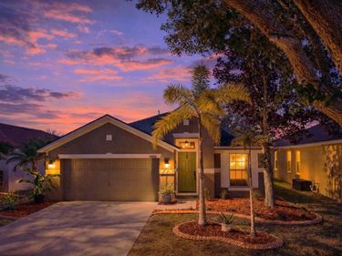 6808 CAMBRIDGE PARK DRIVE , APOLLO BEACH, FL 33572