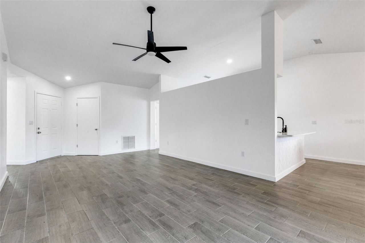 4451 6th Avenue E, Bradenton, FL 34208 Photo