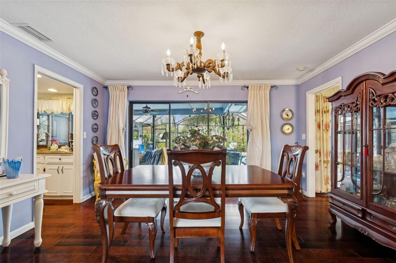 606 Grovewood Lane, Largo, FL 33770 Photo