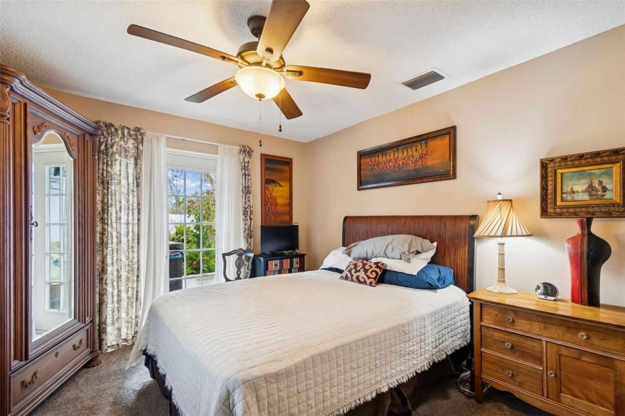 606 Grovewood Lane, Largo, FL 33770 Photo