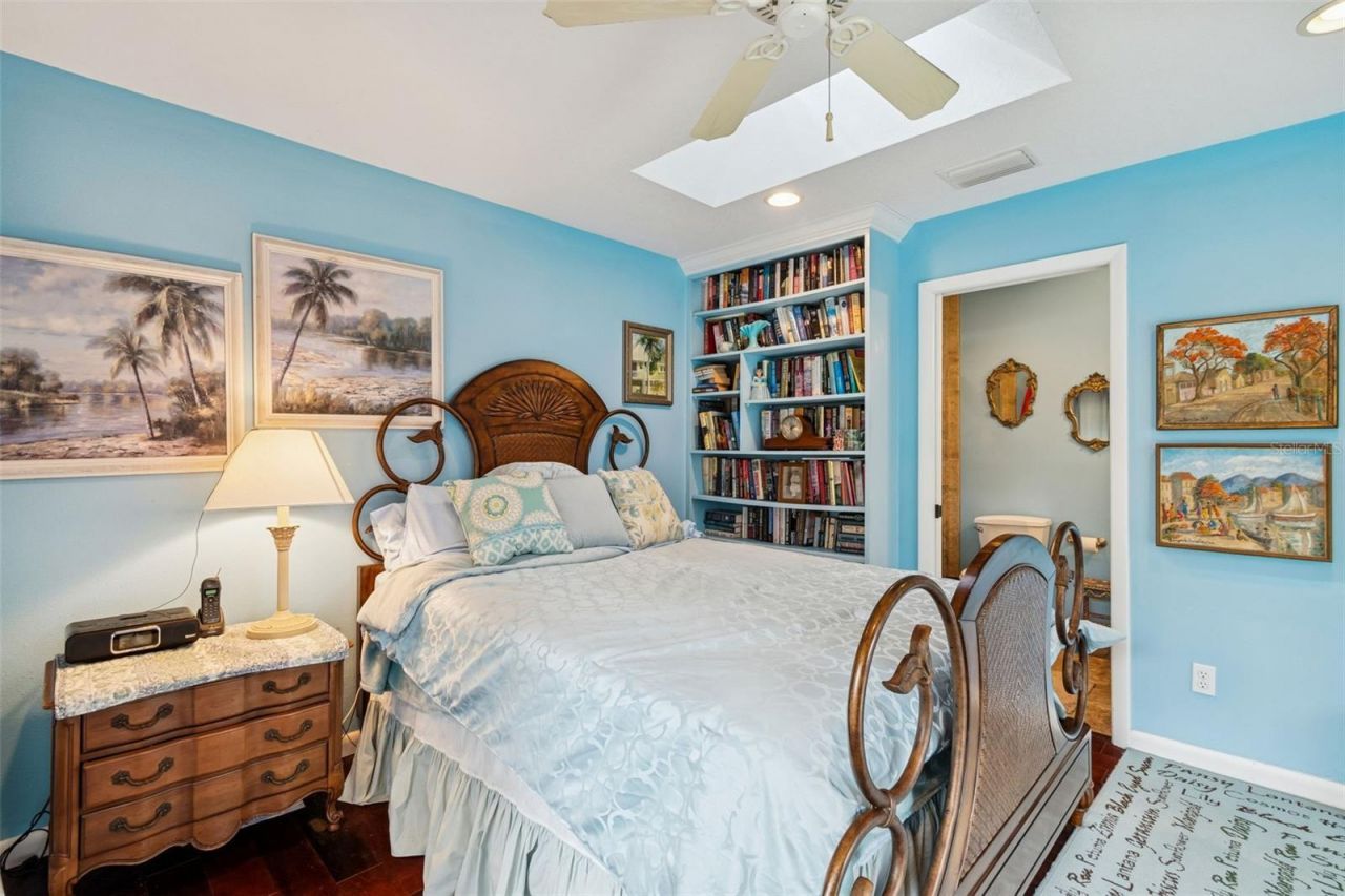 606 Grovewood Lane, Largo, FL 33770 Photo