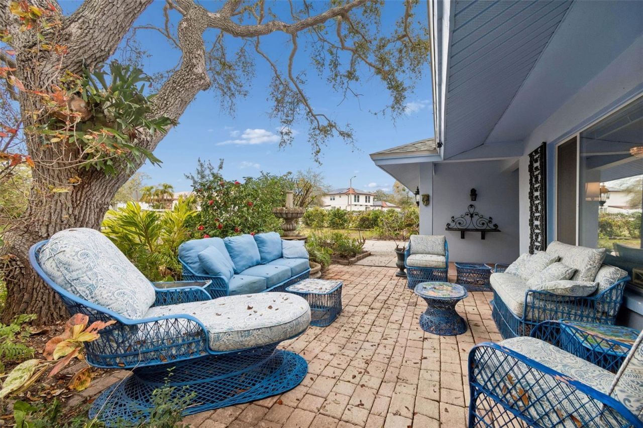606 Grovewood Lane, Largo, FL 33770 Photo