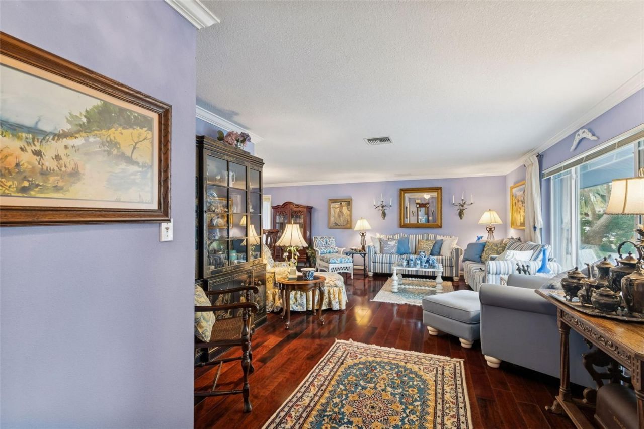 606 Grovewood Lane, Largo, FL 33770 Photo