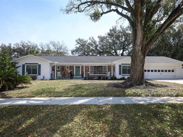 1607 PINAR DRIVE , ORLANDO, FL 32825