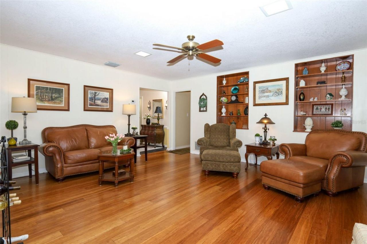 1607 Pinar Drive , Orlando, FL 32825 Photo