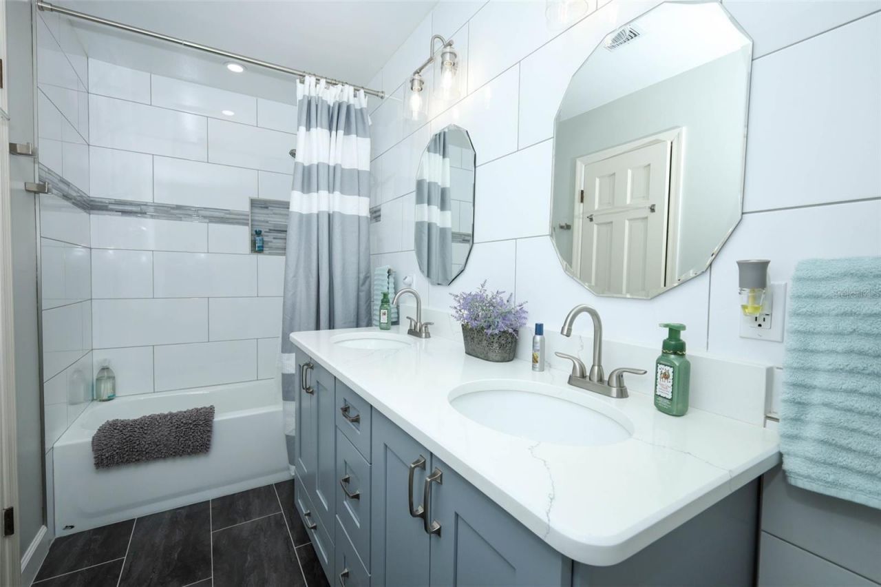 1607 Pinar Drive , Orlando, FL 32825 Photo