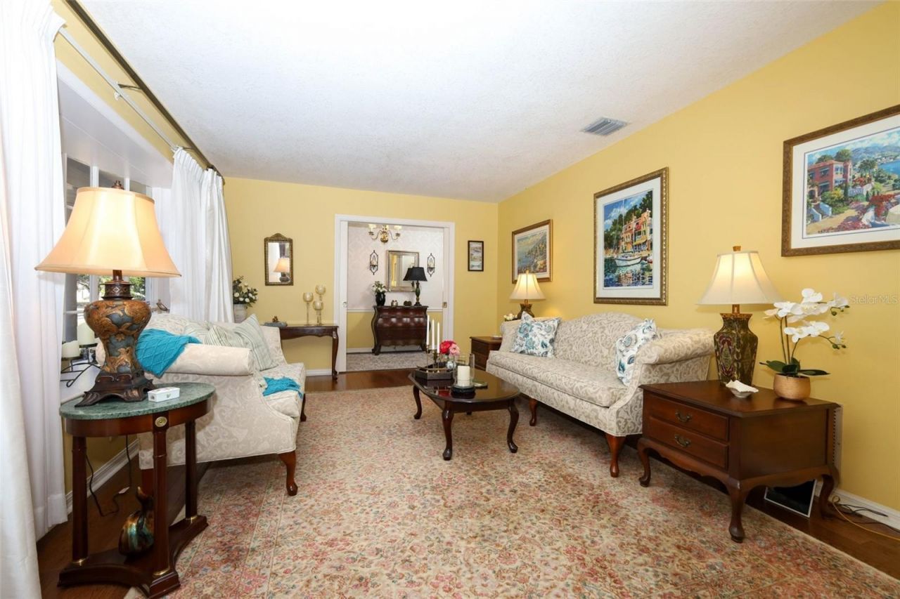 1607 Pinar Drive , Orlando, FL 32825 Photo