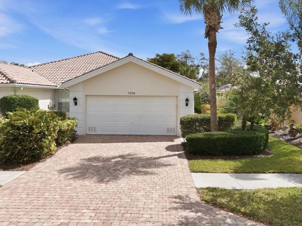 7559 QUINTO DRIVE , SARASOTA, FL 34238