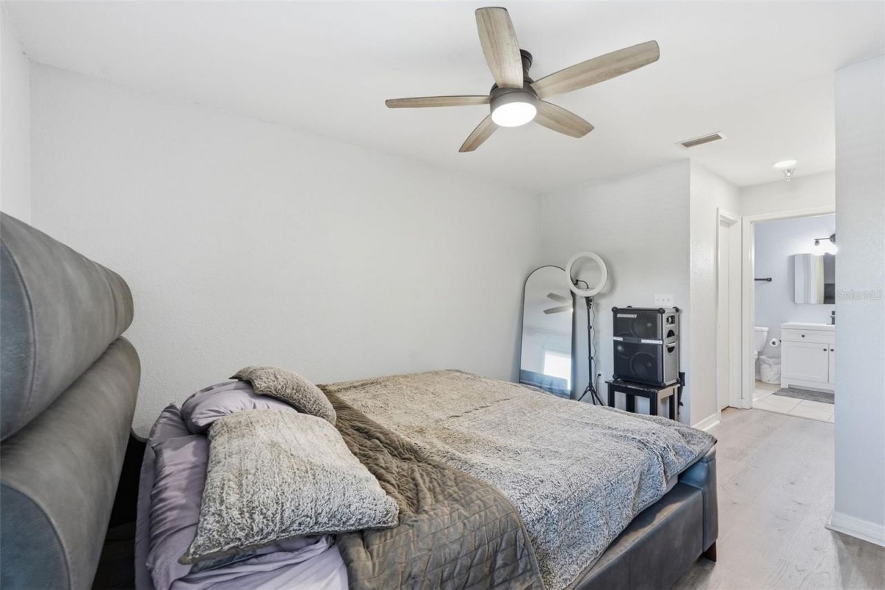 10265 Gandy Boulevard N, Unit 1415, Saint Petersburg, FL 33702 Photo