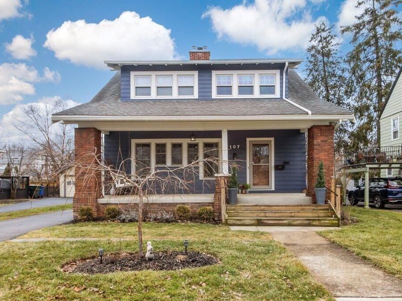 107 E Dunedin Road, Columbus, OH 43214 Photo 2