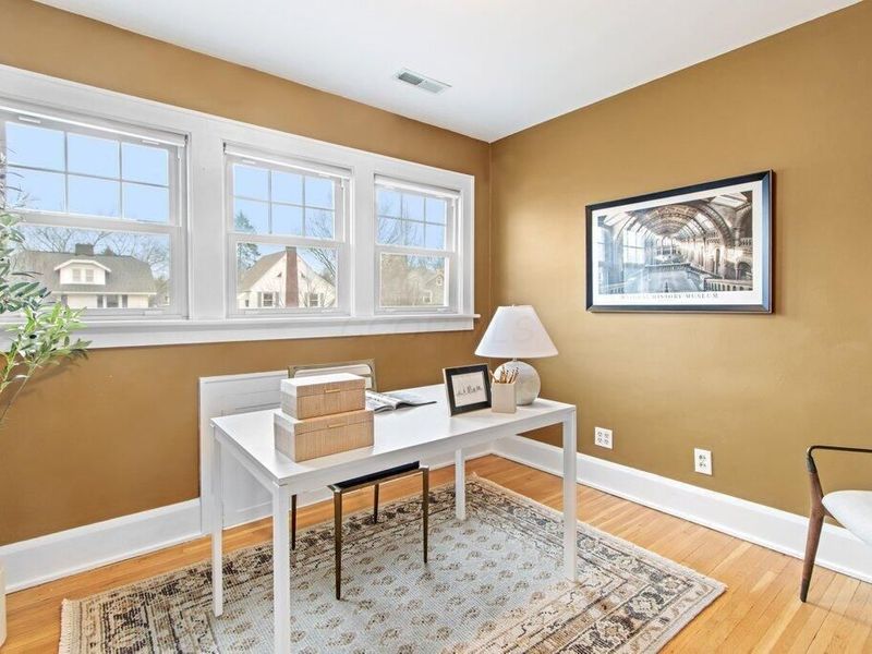 107 E Dunedin Road, Columbus, OH 43214 Photo 21