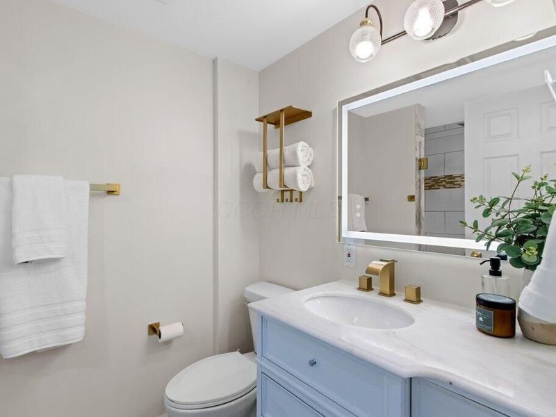 107 E Dunedin Road, Columbus, OH 43214 Photo 25