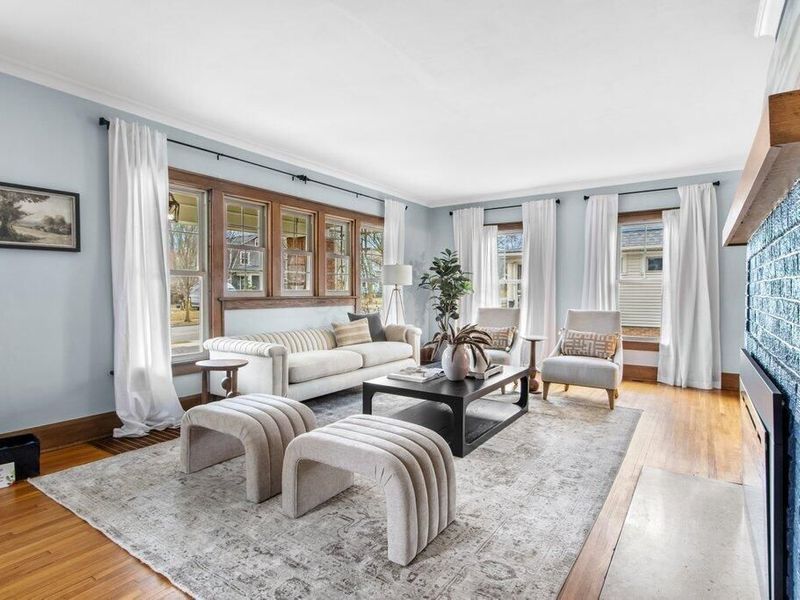 107 E Dunedin Road, Columbus, OH 43214 Photo 6