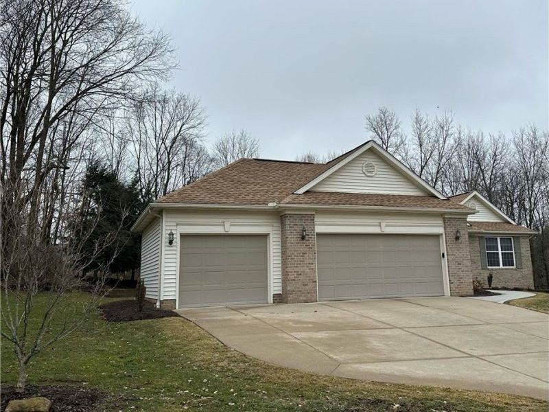 7111 Chatfield Avenue NE, Canton, OH 44721 Photo 2