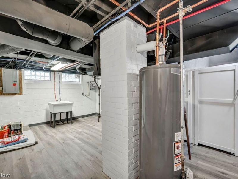 5085 W 6th Street, Brooklyn Heights, OH 44131 Photo 20