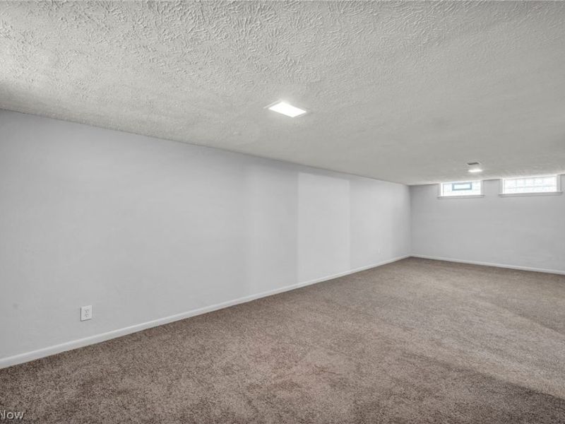 5085 W 6th Street, Brooklyn Heights, OH 44131 Photo 22