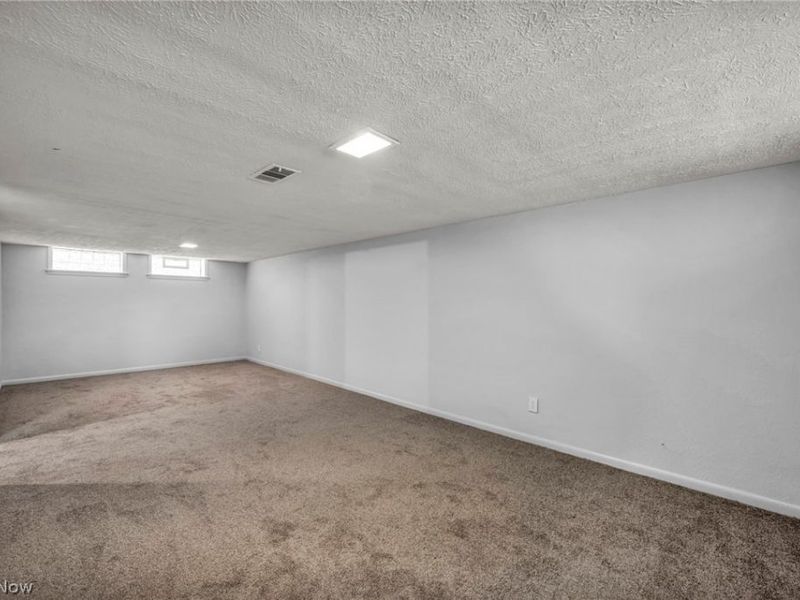 5085 W 6th Street, Brooklyn Heights, OH 44131 Photo 25