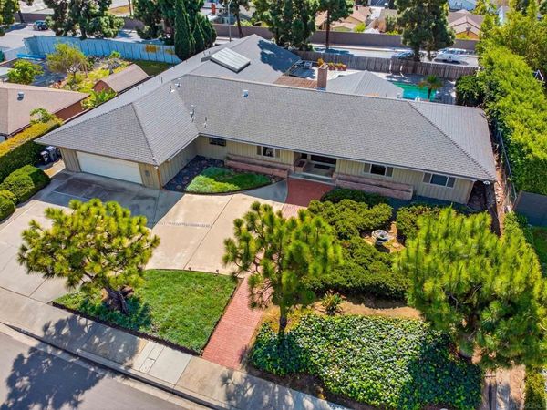 86 Via De Laurencio, Chula Vista, CA 91910