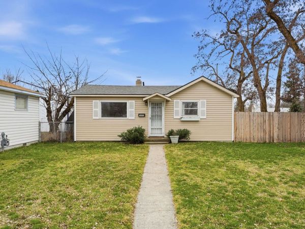 1602 E Central Ave, Spokane, WA 99208