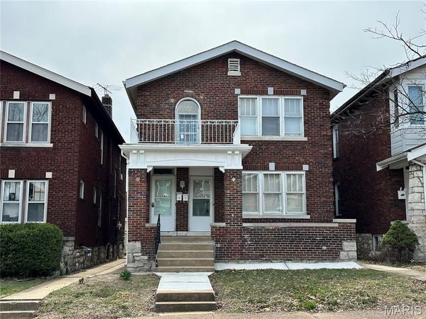 5056 Lindenwood Avenue , St Louis, MO 63109