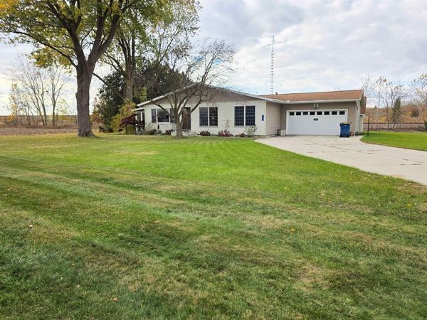 1457 McConnell Drive, Bluffton, IN 46714