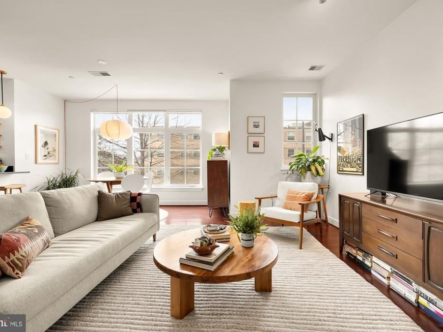 150 V Street Nw, Unit V204, Washington, DC 20001 Main Photo