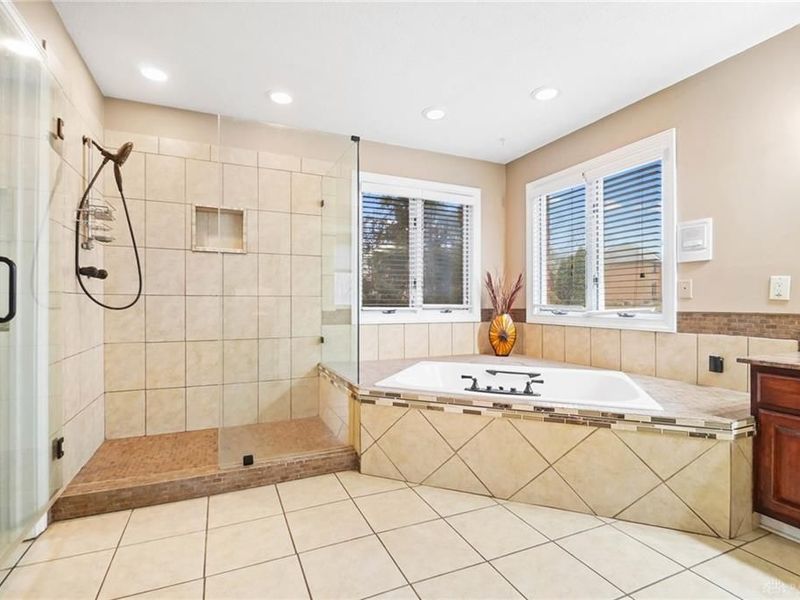 449 Ridge Line Court, Dayton, OH 45458 Photo 34